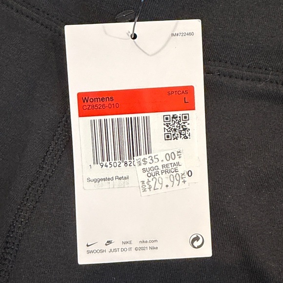 NWT Women’s Nike Bike Shorts - Picture 6 of 6